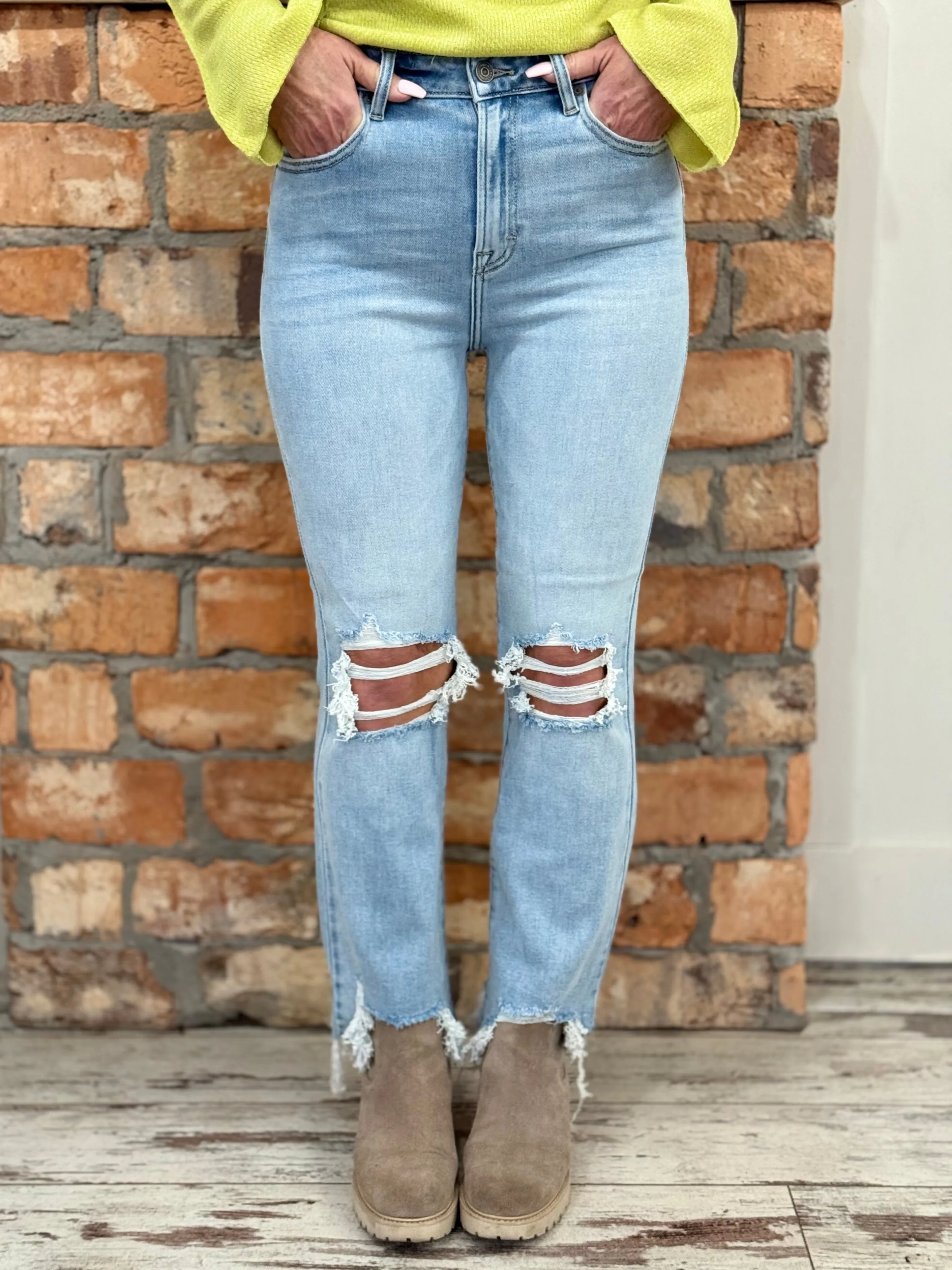 Asymmetric Hem Cropped Flare Jeans
