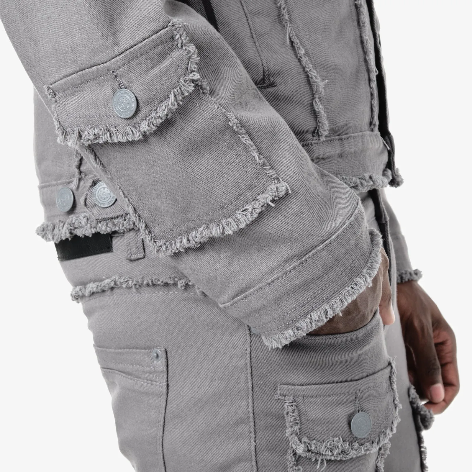 GRAY FRAYED DENIM JACKET