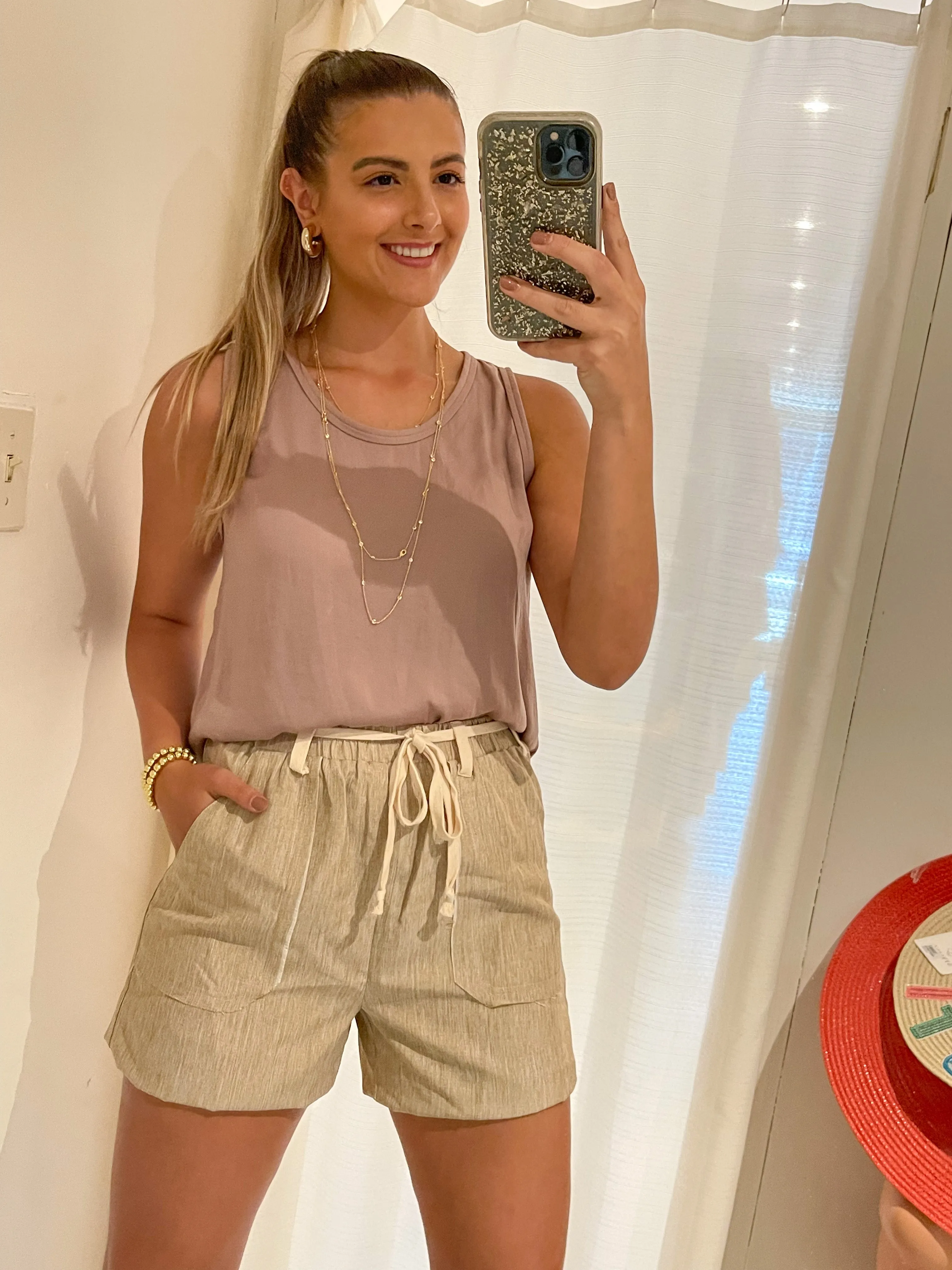 NATURAL SHORTS