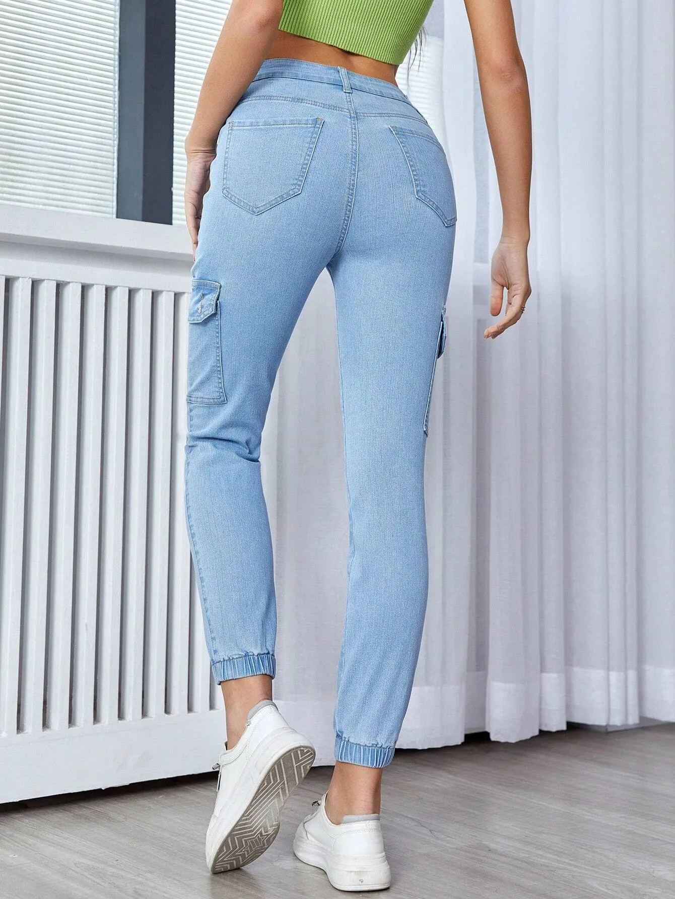 Ripped Flap Pocket Side Cargo Jean